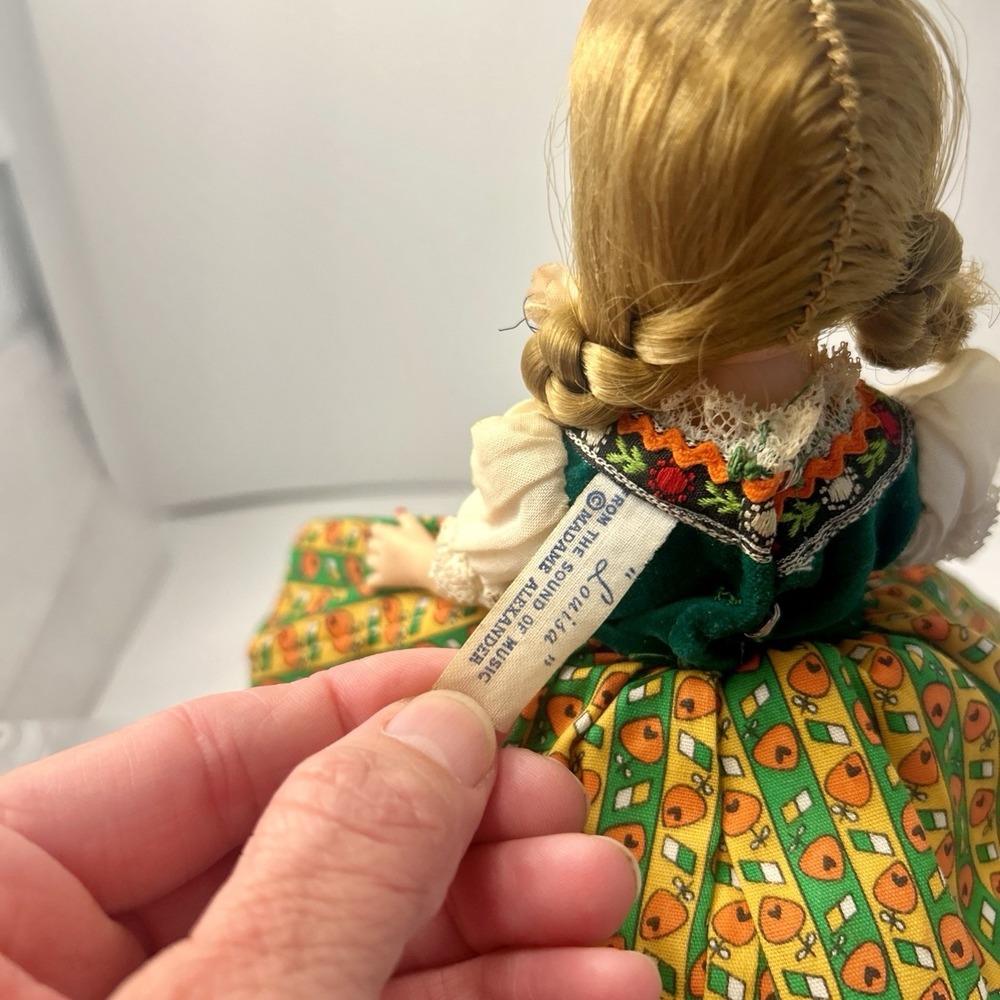 Vintage 1971 Alexander 9" Cissette "Louisa" From the sound Of Music Collection - Picture 11 of 14